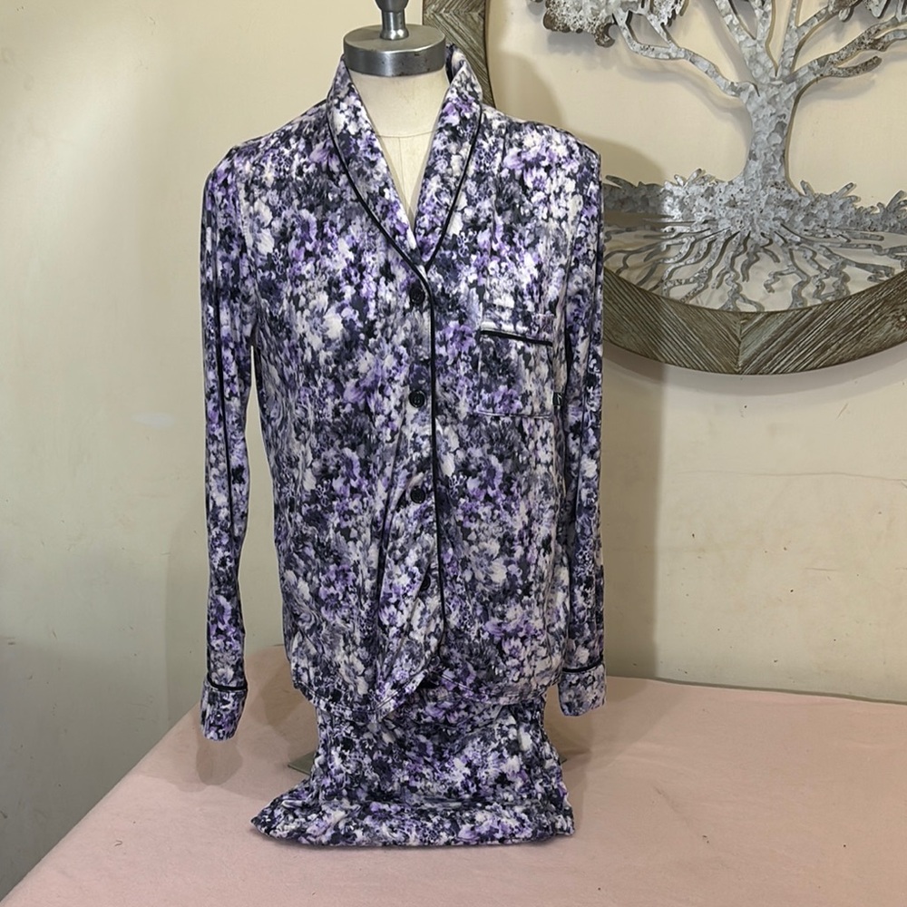 Vera Wang :Floral Purple Pajama Set